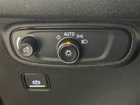 Used 2018 GMC Terrain SLE w/ Driver Convenience Package image 41