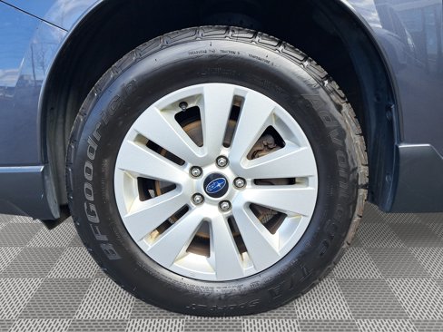 Used 2015 Subaru Outback 2.5i Premium image 10
