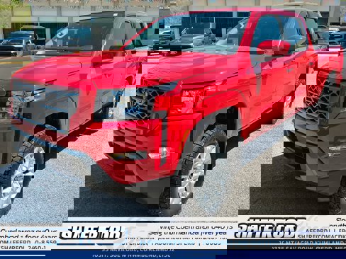Used 2022 Nissan Frontier SV image 1