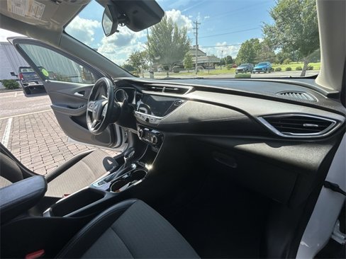 Used 2021 Buick Encore GX Preferred image 43