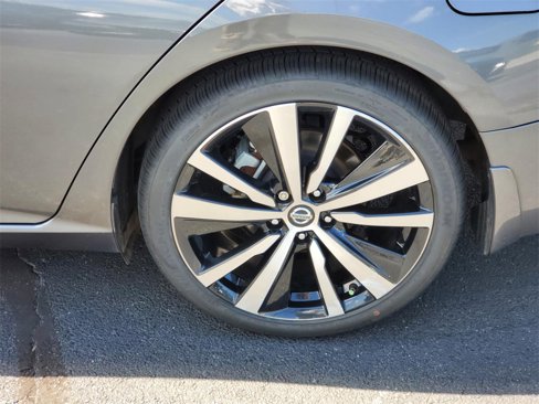 Used 2022 Nissan Altima 2.0 SR image 12
