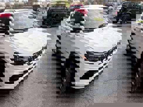 New 2025 Jeep Compass Sport image 6