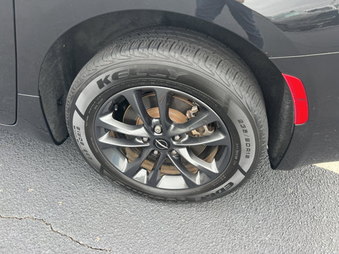 Certified 2020 Chrysler Pacifica Touring-L w/ Advanced Safetytec Group image 8