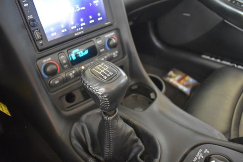 Used 2001 Chevrolet Corvette Convertible w/ Preferred Equipment Group2 image 18