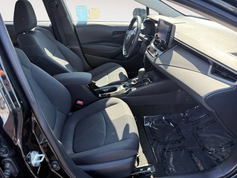 Used 2022 Toyota Corolla LE image 19
