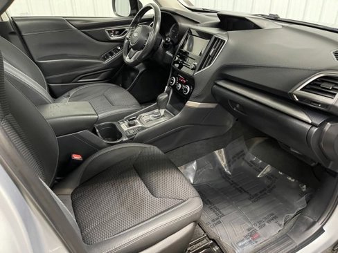 Used 2020 Subaru Forester Premium image 23