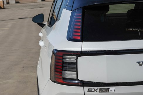 New 2025 Volvo EX30 Ultra w/ Climate Package image 7