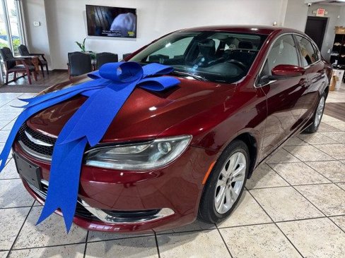 Used 2016 Chrysler 200 Limited image 3