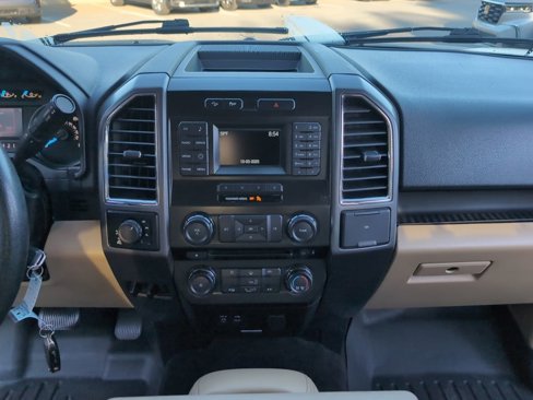 Used 2015 Ford F150 XLT w/ Equipment Group 301A Mid image 17