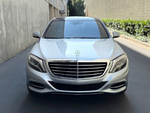 Used 2016 Mercedes-Benz S 550 Sedan image 3