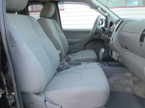 Used 2016 Nissan Frontier S image 12