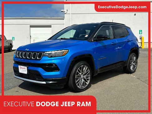 Used 2023 Jeep Compass Limited w/ Elite Group image 1