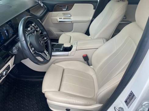 Used 2021 Mercedes-Benz GLA 250 4MATIC image 9