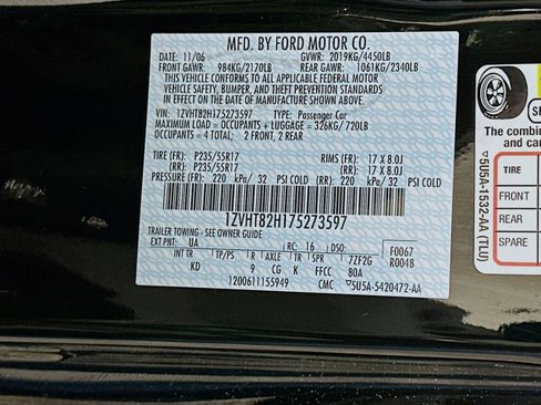 Used 2007 Ford Mustang GT Premium image 25