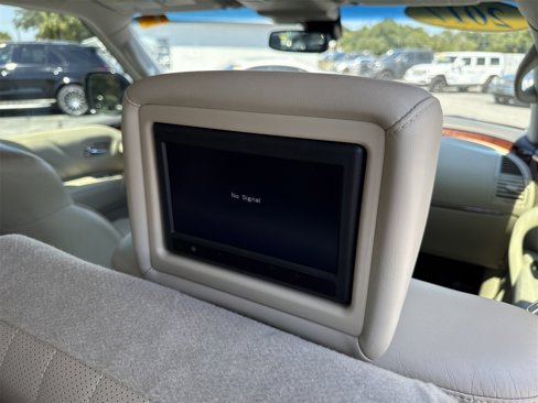 Used 2017 INFINITI QX80 2WD w/ Deluxe Technology Package image 34