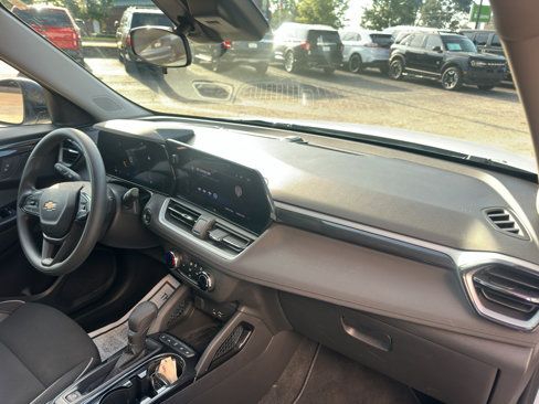 Used 2024 Chevrolet TrailBlazer LS w/ LS Convenience Package image 13