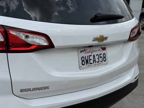 Used 2021 Chevrolet Equinox LS w/ LS Convenience Package image 10