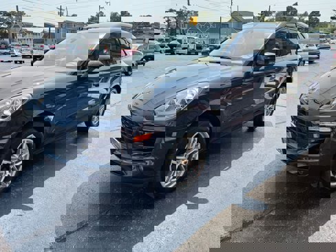 Used 2017 Porsche Macan S image 5