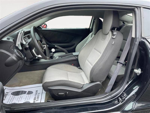 Used 2011 Chevrolet Camaro LT w/ Silver Stripe Package image 9