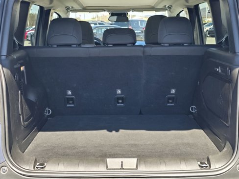 Used 2021 Jeep Renegade Latitude w/ Sun & Sound Group image 18