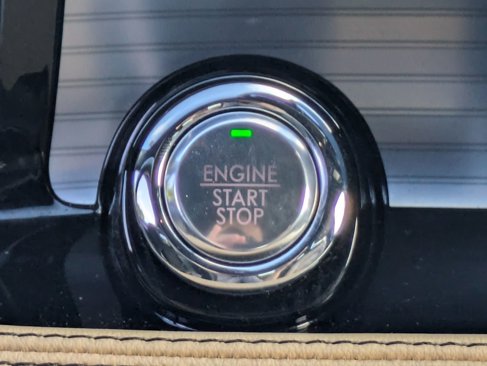 Used 2021 Lincoln Corsair Reserve image 17
