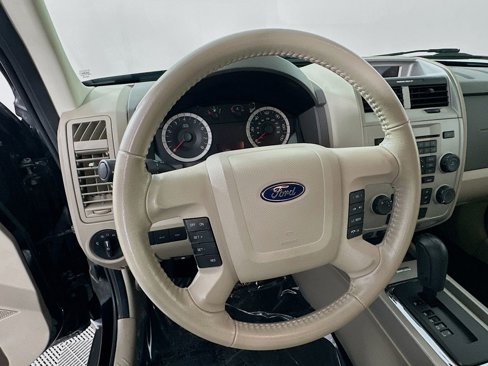 Used 2012 Ford Escape XLT image 16