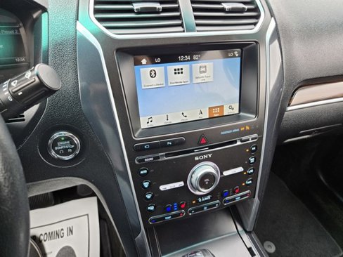 Used 2018 Ford Explorer Limited image 8