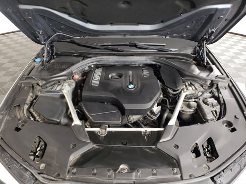 Used 2019 BMW 530i xDrive w/ Luxury Seating Package image 16