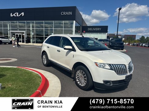 Used 2013 Lincoln MKX FWD w/ Wood Pkg image 1