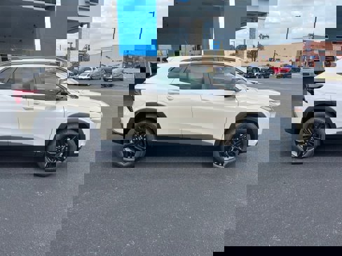 New 2026 Chevrolet Trax ACTIV w/ Sunroof Package image 5