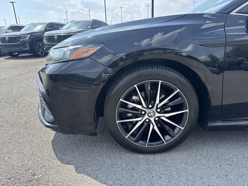 Used 2022 Toyota Camry SE image 8