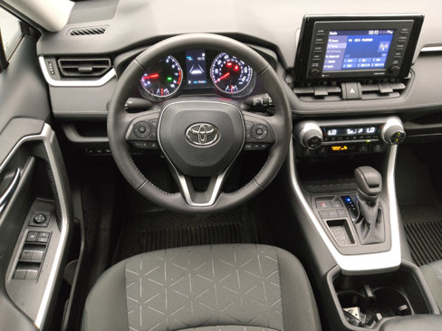 Used 2022 Toyota RAV4 XLE image 22