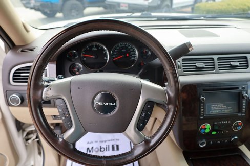Used 2011 GMC Yukon Denali image 13