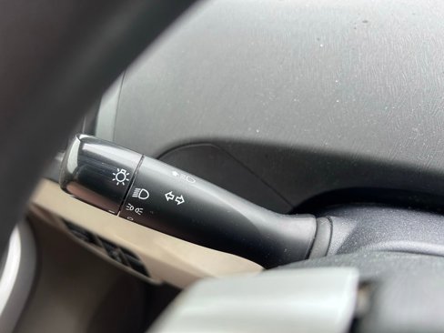 Used 2011 Toyota Prius Two image 19
