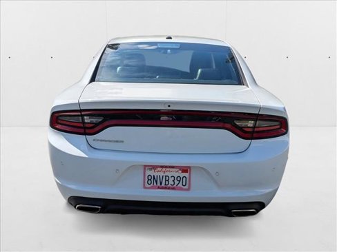 Used 2020 Dodge Charger SXT w/ Leather Interior Group image 7