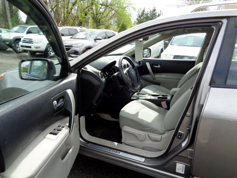 Used 2015 Nissan Rogue S w/ Convenience Package image 12