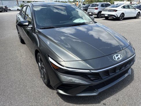 New 2025 Hyundai Elantra Sport image 5