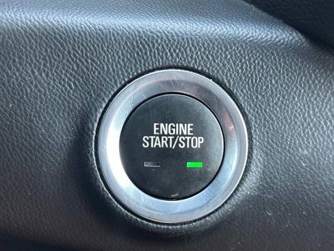 Used 2021 GMC Terrain SLE image 22