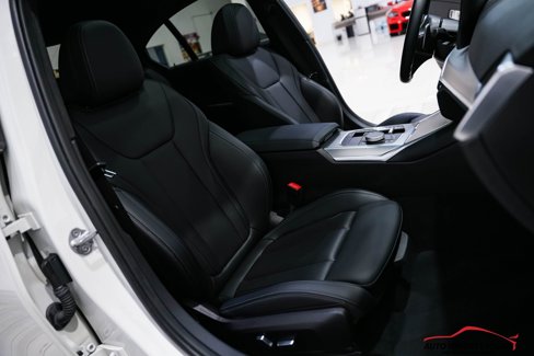 Used 2023 BMW 330e w/ M Sport Package image 43