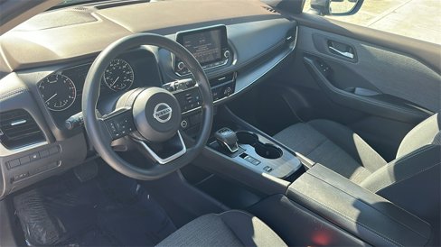 Used 2021 Nissan Rogue SV image 12