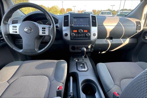 Used 2021 Nissan Frontier SV image 15
