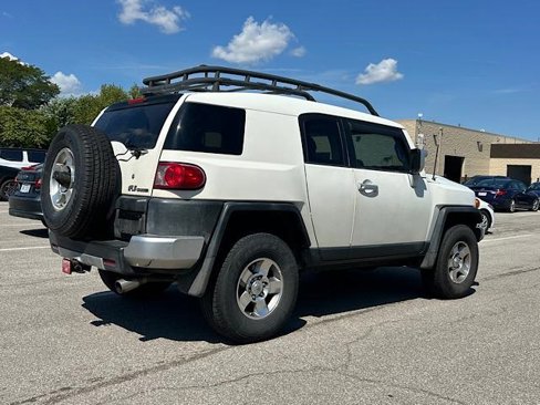 Used 2010 Toyota FJ Cruiser 4WD image 10