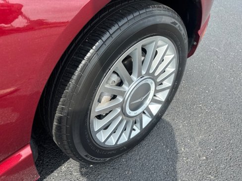 Used 2004 Ford Thunderbird Deluxe image 9