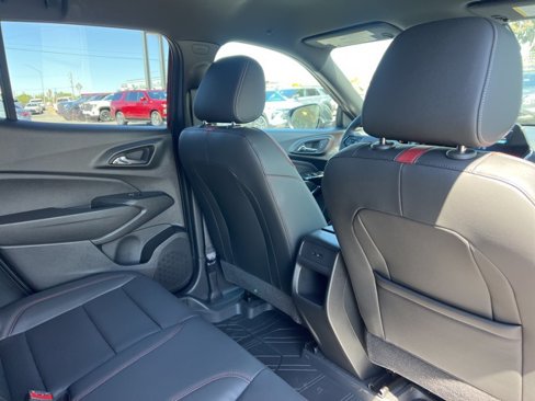 Used 2024 Chevrolet Trax RS w/ Driver Confidence Package image 21
