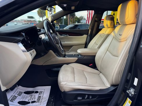 Used 2018 Cadillac XT5 Premium Luxury image 12