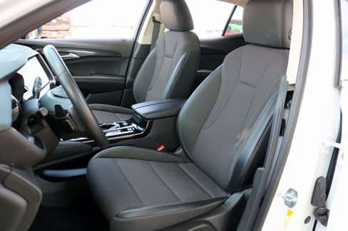 Used 2023 Buick Envision Preferred image 18