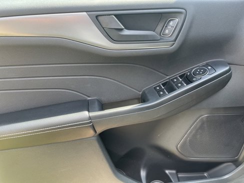 Used 2023 Ford Escape Active image 18