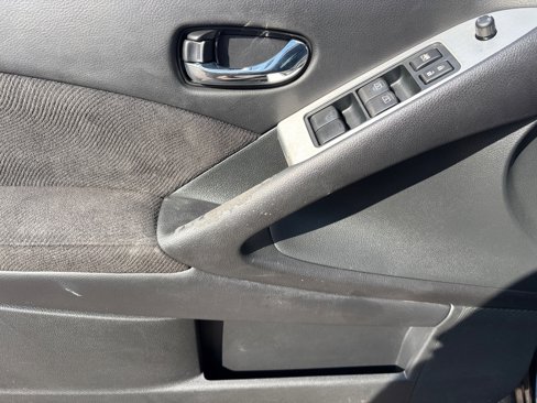 Used 2010 Nissan Murano S image 27