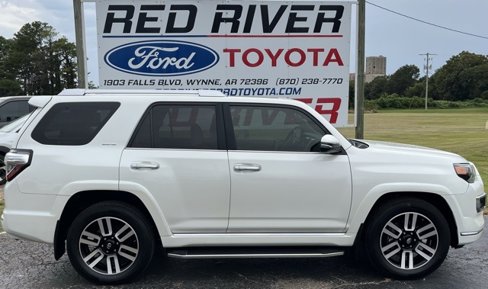 Used 2020 Toyota 4Runner Limited image 1