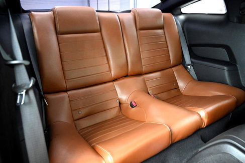 Used 2010 Ford Mustang GT image 37